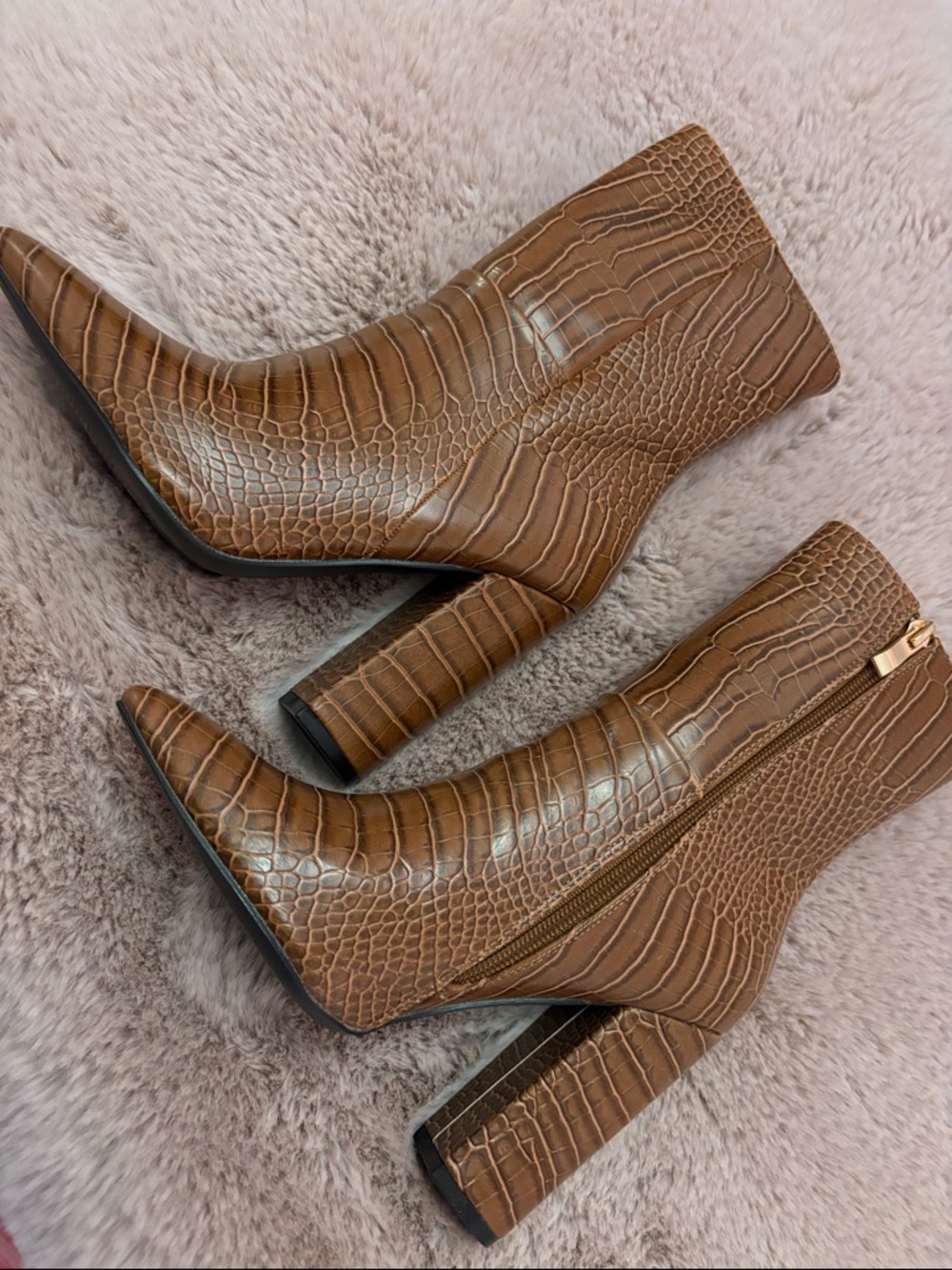 Lulu’s Women's Brown Croc-Embossed Block Heel Ankle Boots